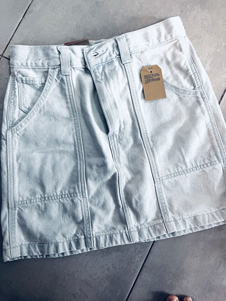 Levi’s carpenter spodnica mini niebieska jenasowa dzins s 27 nowa