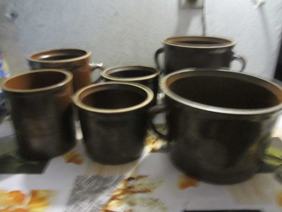 Dzbanki ceramiczne do kiszenia duże i małe