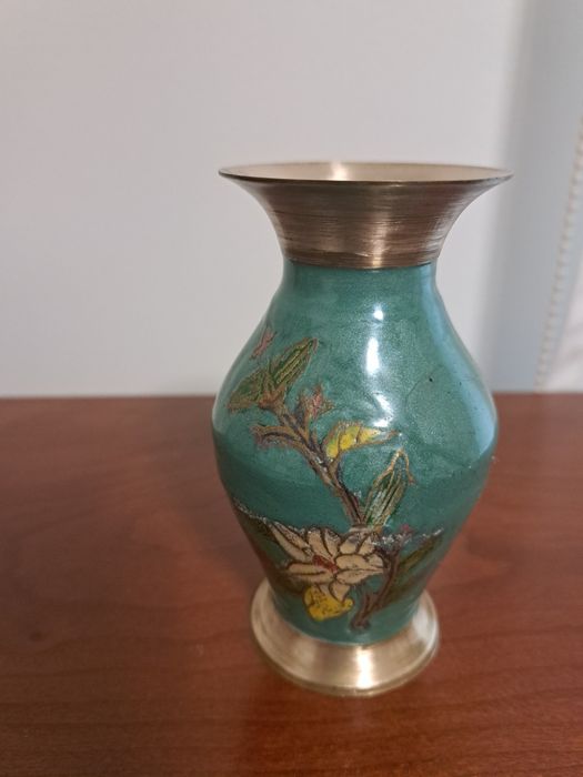 Jarra  pintada á mão- na Frente e  atrás  - altura 24cm