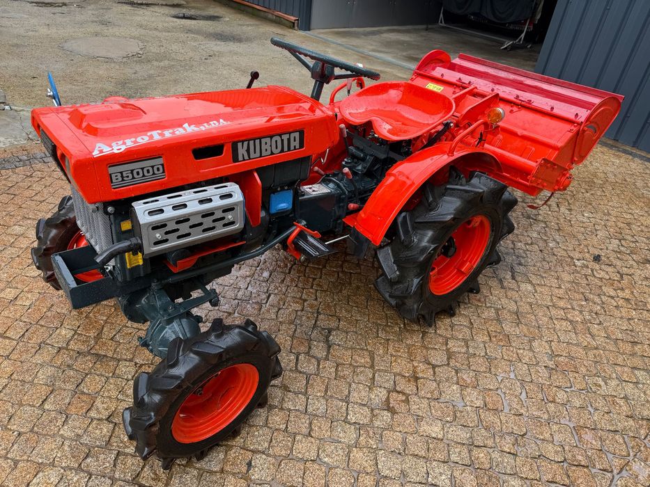 Trator Kubota em bom estado