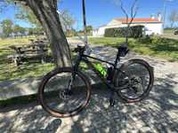 Scott Scale 925 Carbono modelo 2024