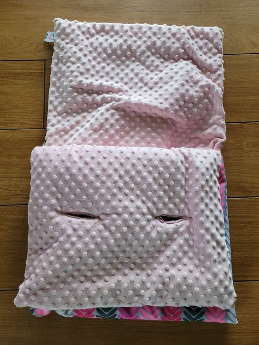 Śpiworek do nosidełka