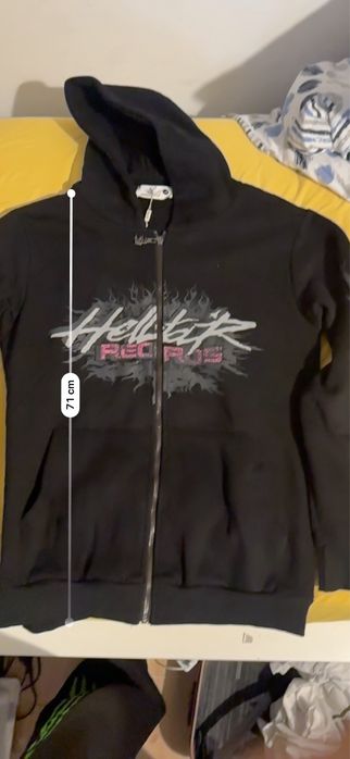Bluza z grafiką Hellstar