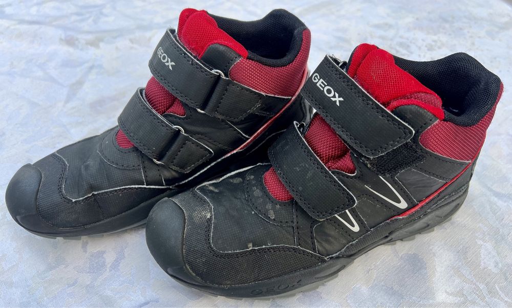 Buty Geox rozmiar 37 dzieciece zimowe