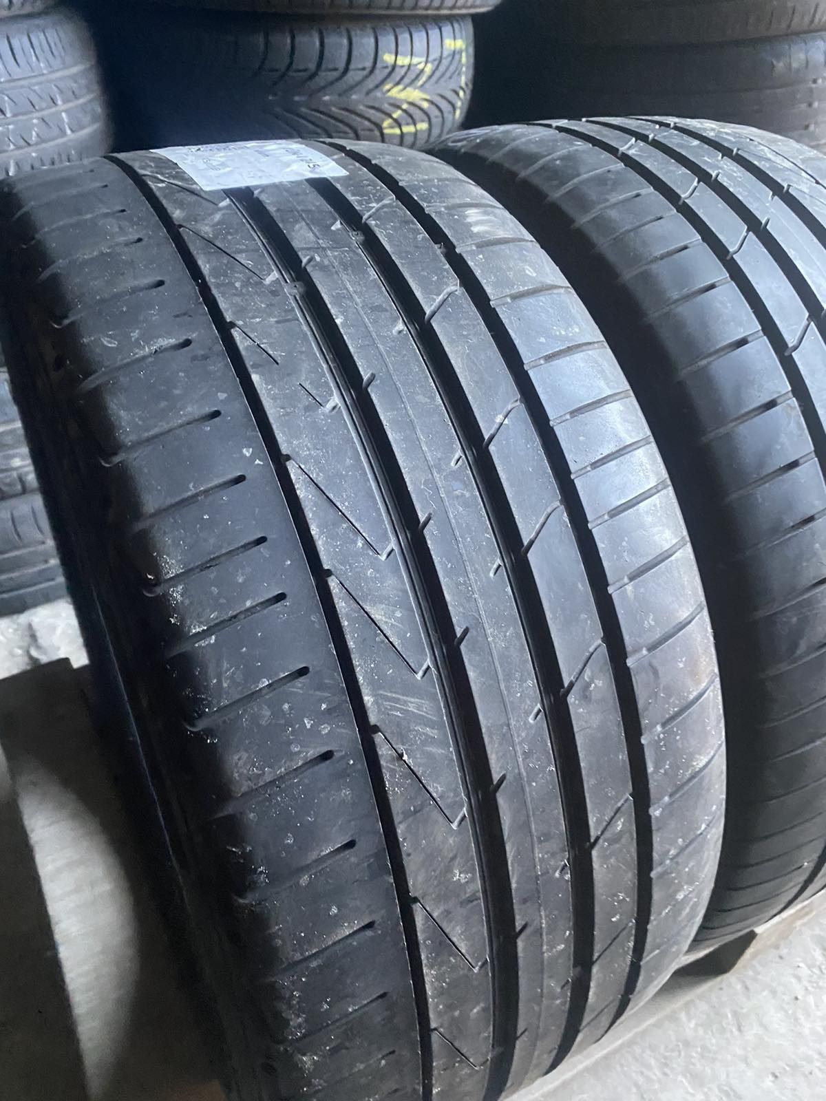 245.40.18 Hankook 2шт лето БУ склад шины резина из Европы 40 R18