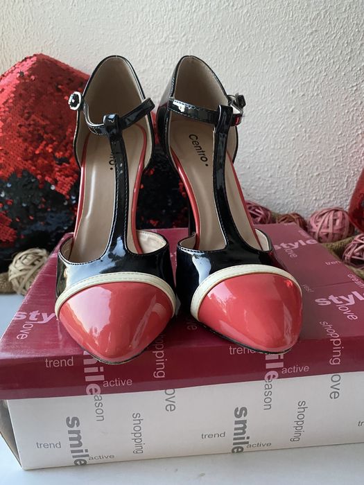 Босоножки лаковые босоніжки туфлі туфли