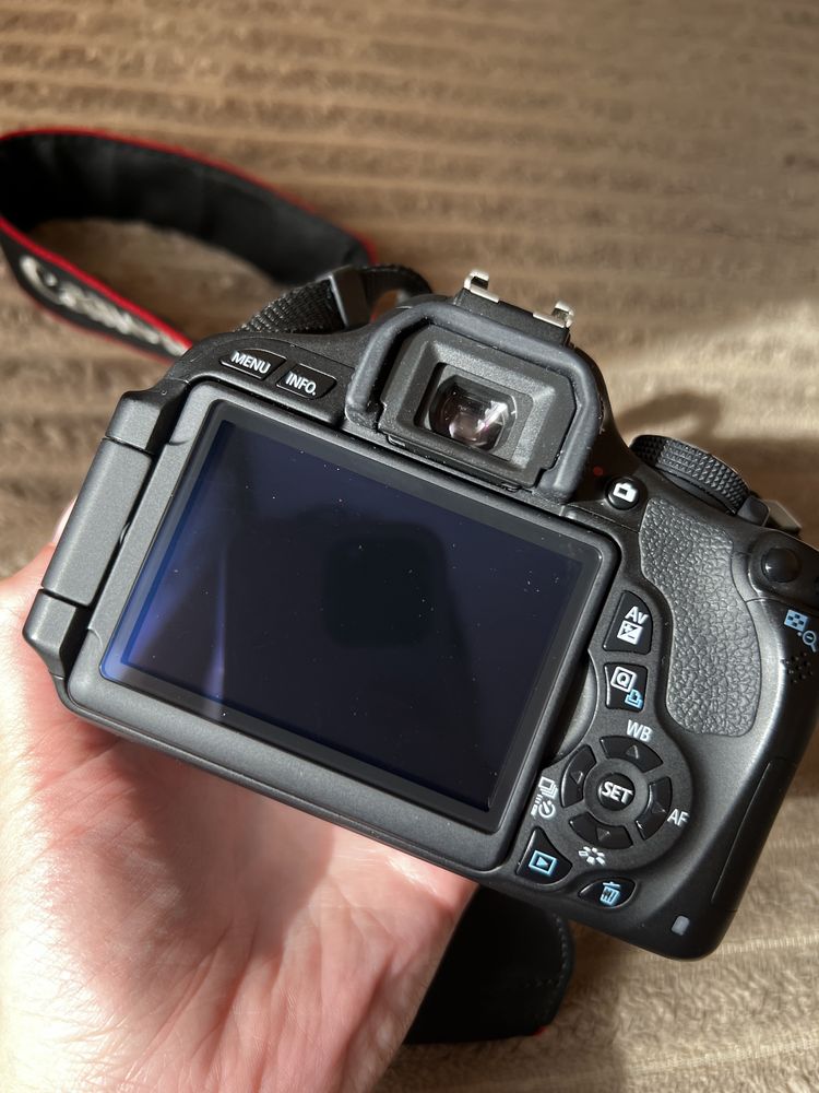 Canon EOS 600d + kit 18-55 IS II, в ідеальному стані