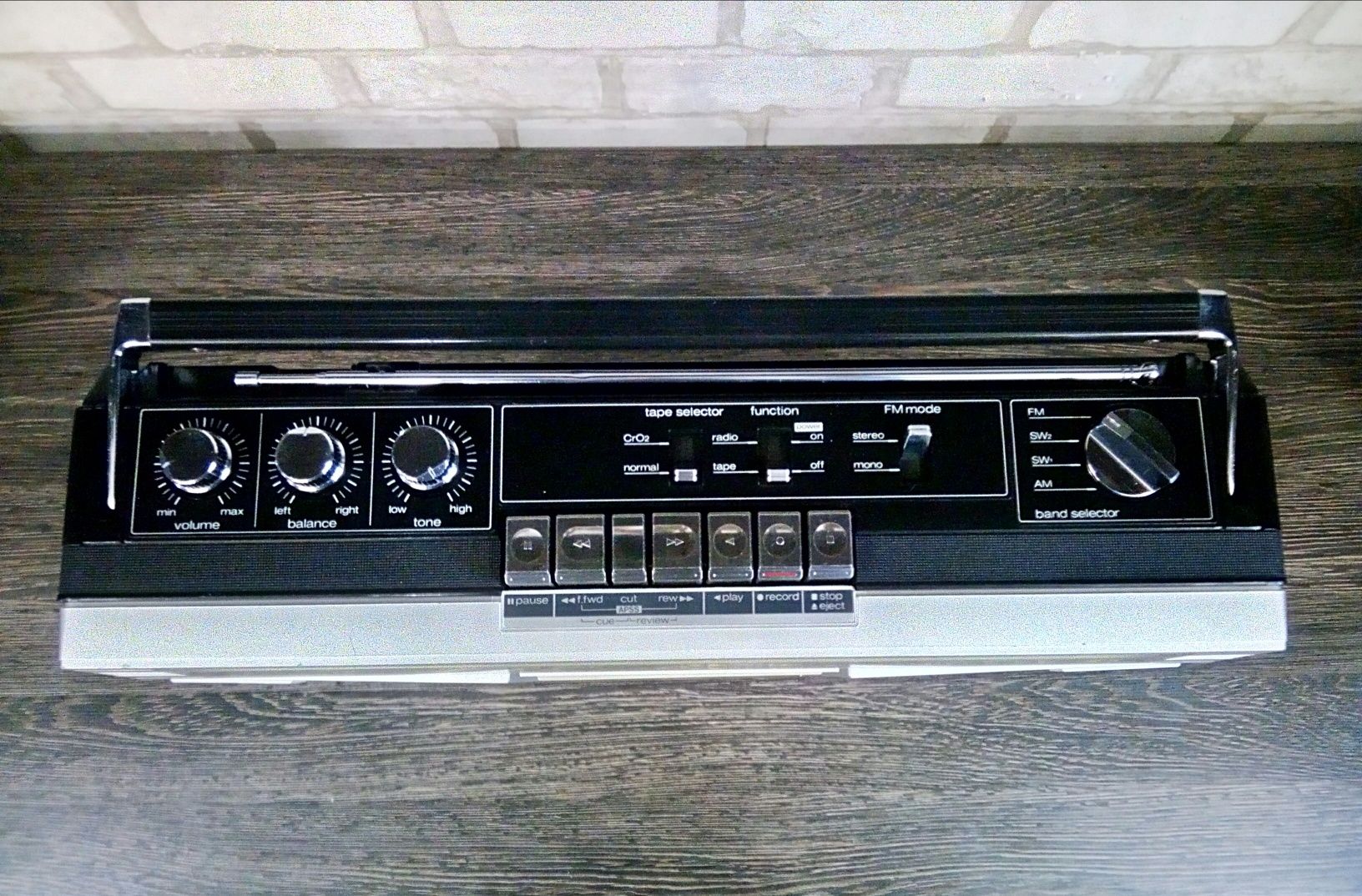 Sharp GF-6161Z Stereo Radio-Tape Recorder 1982