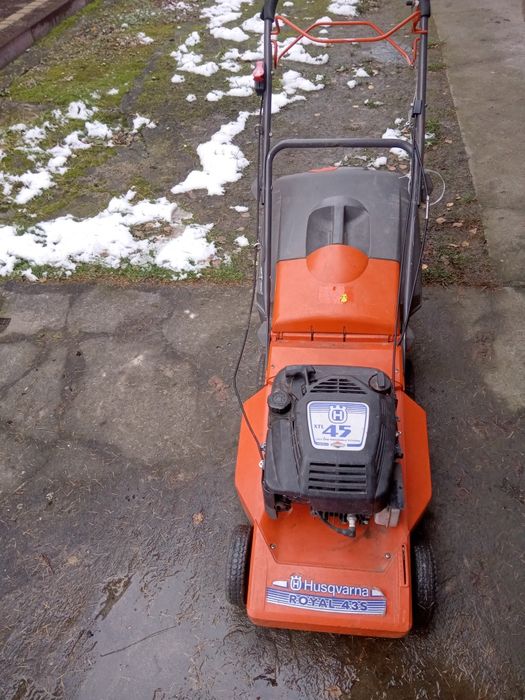 Kosiarka spalinowa Husqvarna, silnik Briggs Stratton