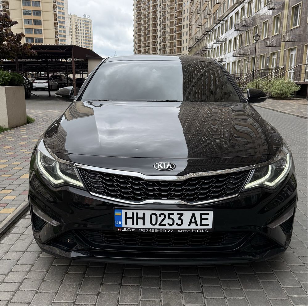 Kia Optima 2019 року
