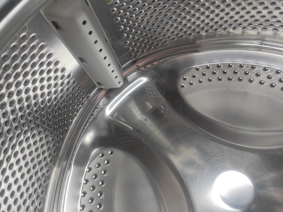 Продам недорого барабан до Indesit iwsb 5085