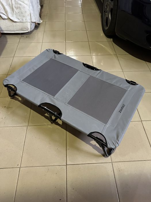 Cama elevatória para cão gato