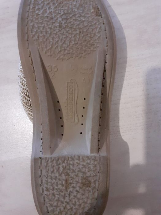 Sandálias A'rcopedico Tamanho 35