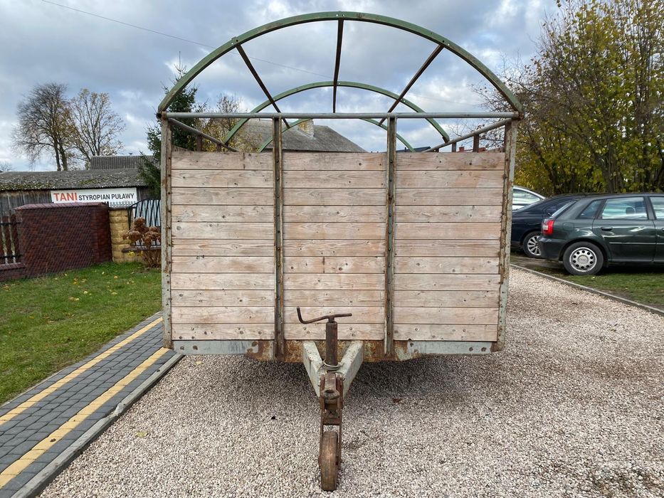 Przyczepa do przewozu zwierząt Bydła Świń Koni Owiec