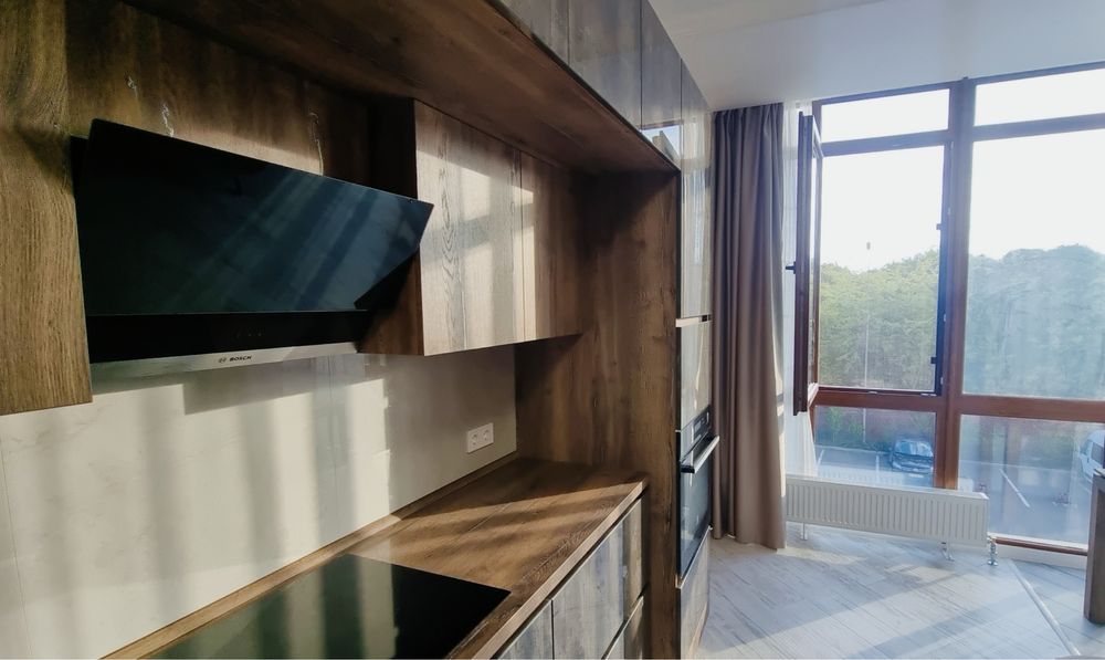 НАЙКРАЩА КВАРТИРА біля парку  в клубному будинку з котлом.