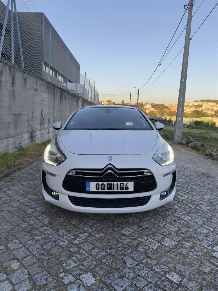 Citroen DS5 Híbrido  (FULL EXTRAS)
