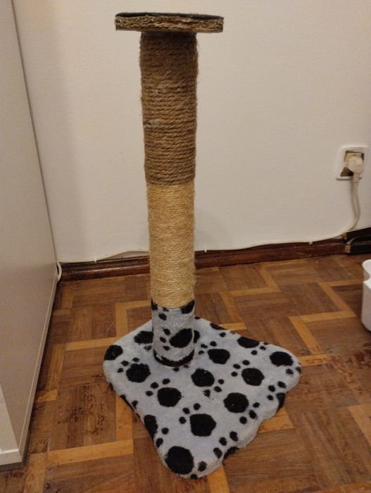 Arranhador para gatos.