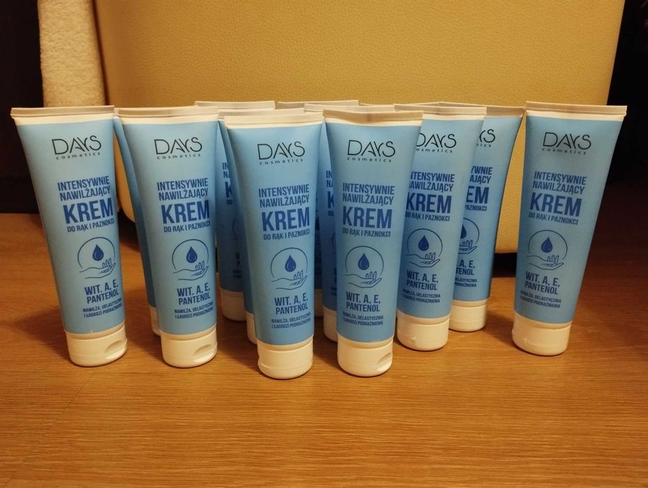 Krem do rąk i paznokci intensywnie nawilżający z Wit. A i E, 125ml
