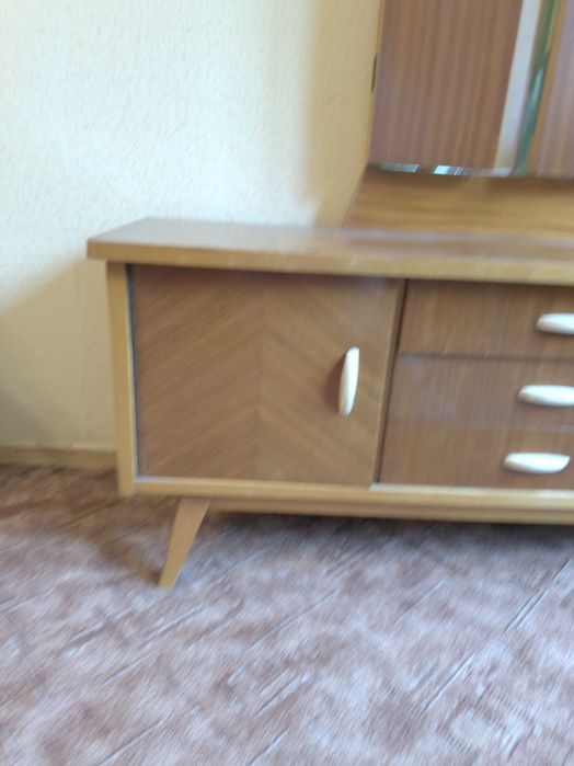 Antyczna toaletka z lustrem – do renowacji – odbiór osobisty