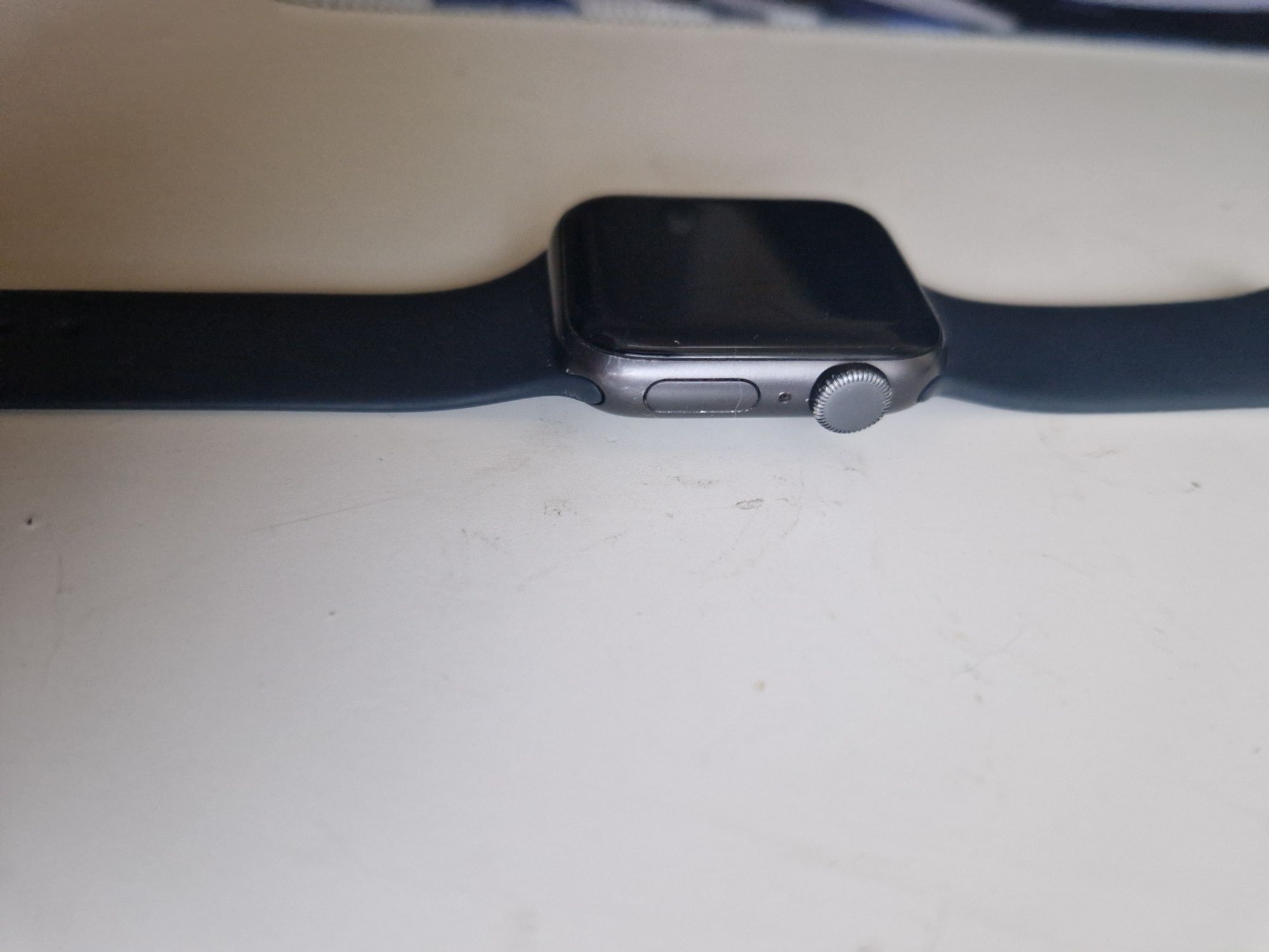 Смарт Годинник Apple Watch SE 40mm