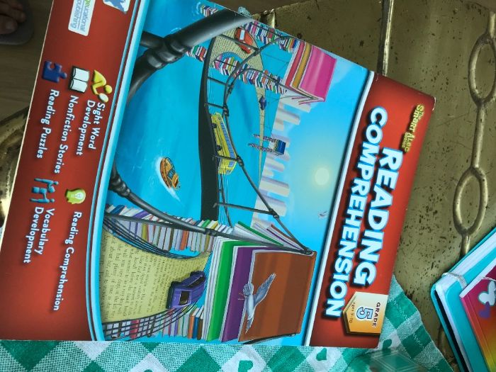 Livro em Inglês - Reading Comprehension