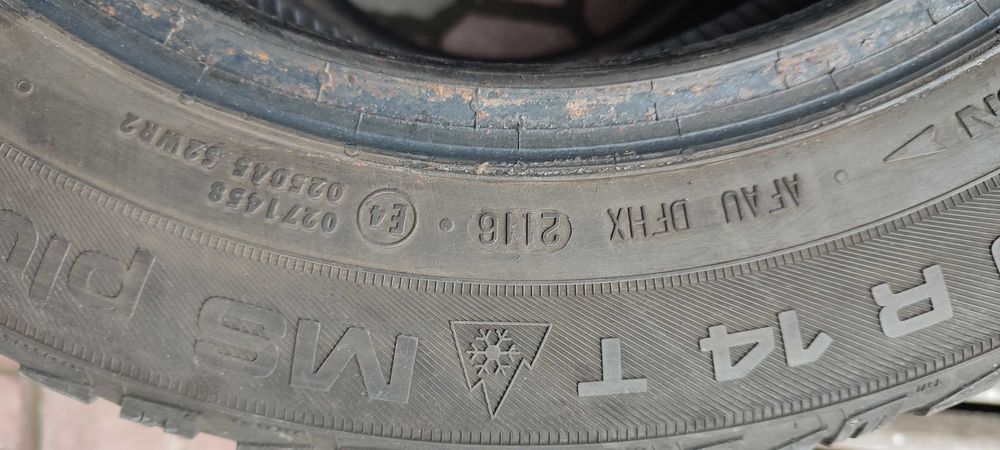 Opony zimowe 165/70 R14 2szt Nokian 2szt Uniroyal