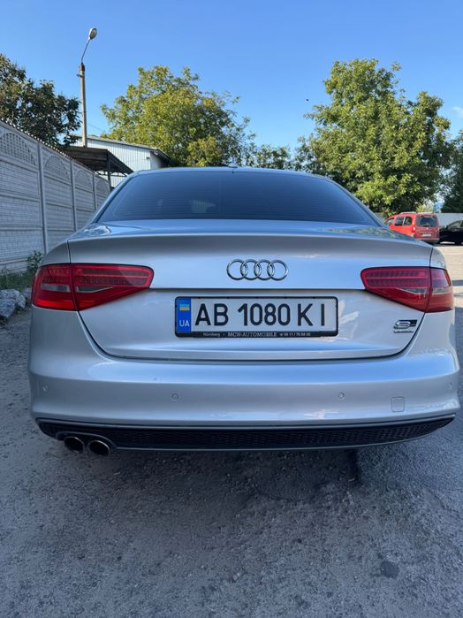 Audi A4 2013 повний привід