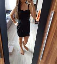 Sukienka czarna falbanki S
