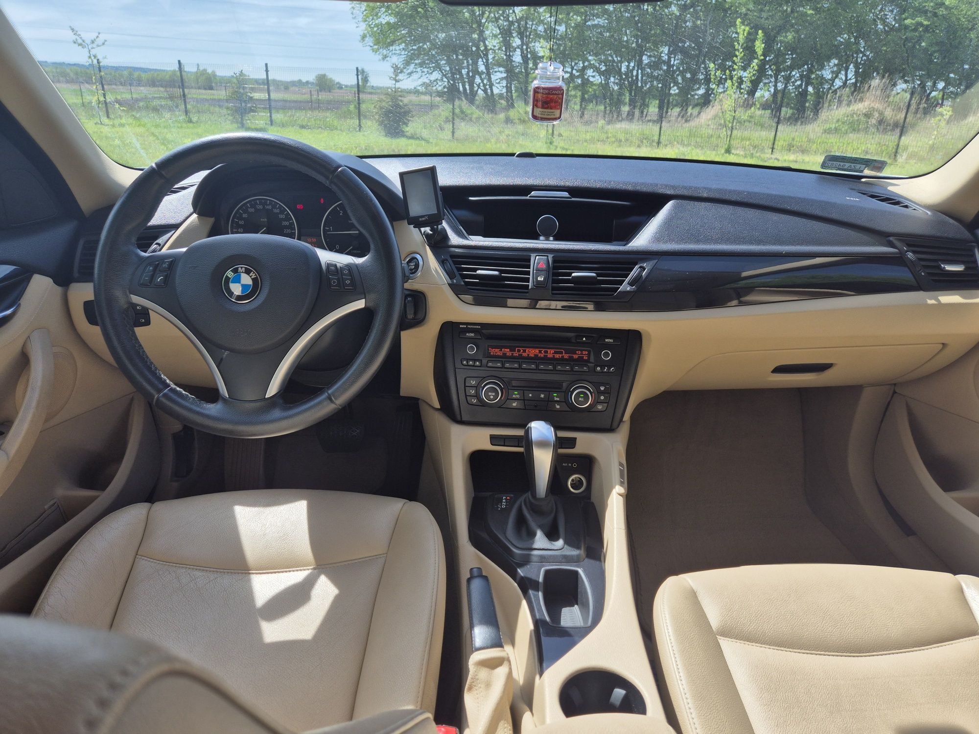 BMW X1 e84 xDrive20d X-LINE Automat ZF 2011 Webasto panorama skóry