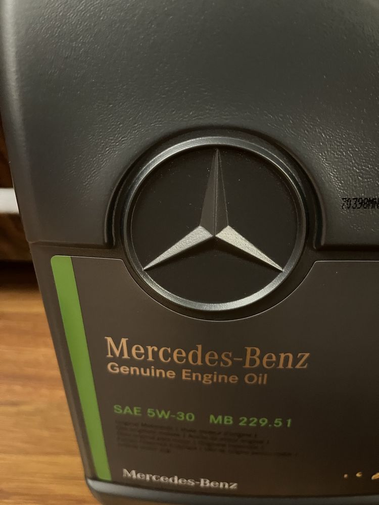 Mercedes 5W30 MB 229.51. Olej oryginalny. Nowy z fakturą.
