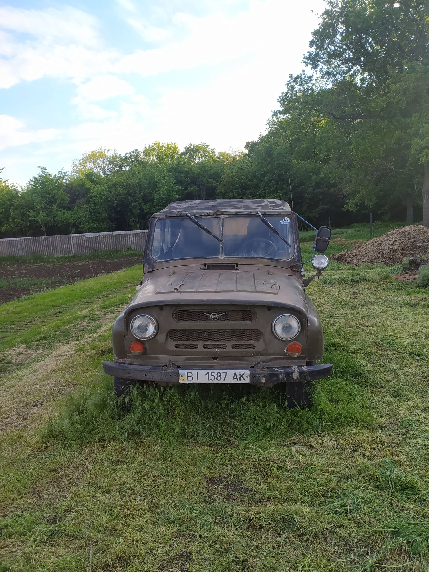 Продам боба на ходу