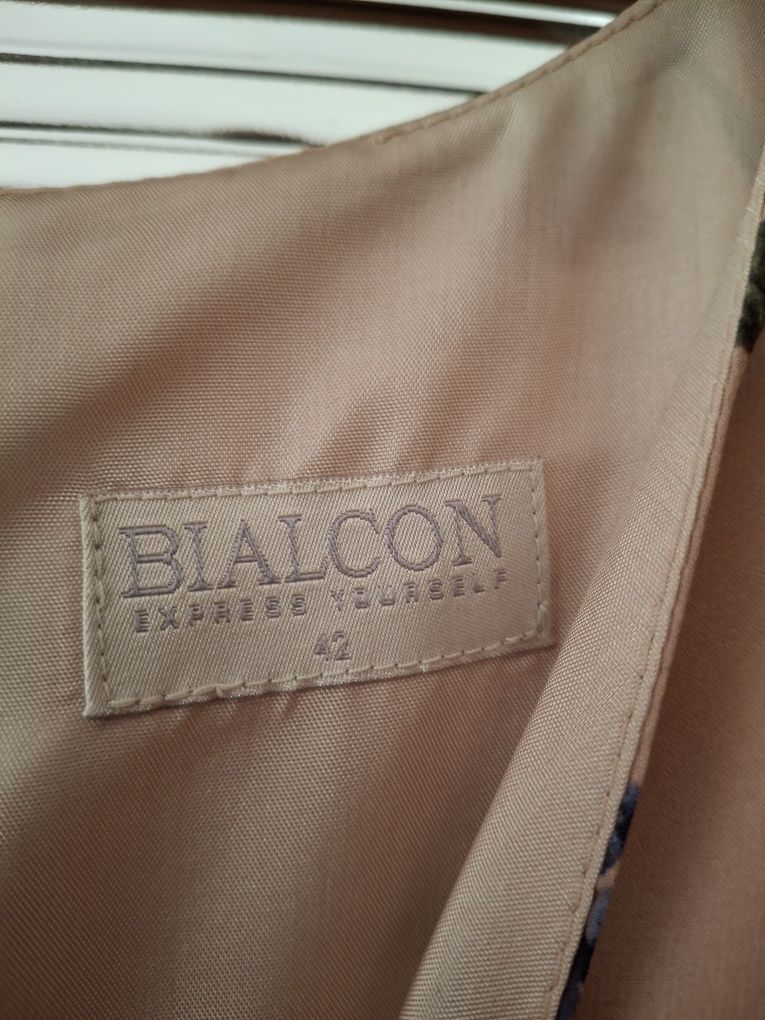 Sukienka Bialcon, 42