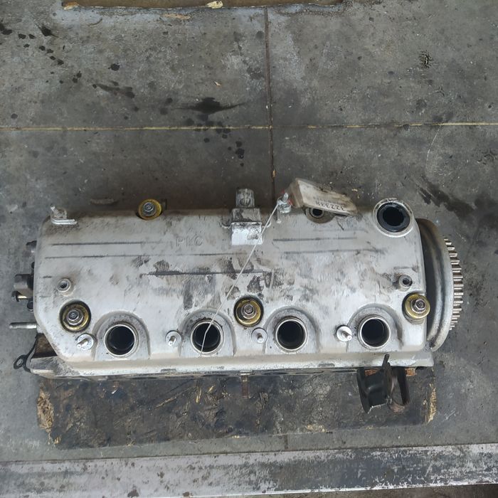 ГБЦ головка блока циліндрів Honda Civic MK7 1.4 16V (D14Z6).