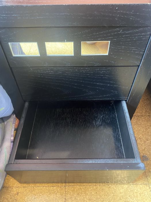 2 mesinhas de cabeceira