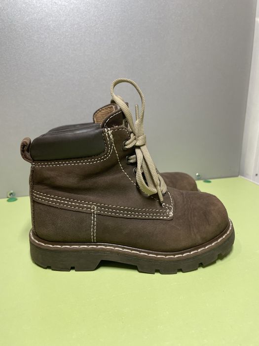 Дитячі ботинки -кеди в гарному стані