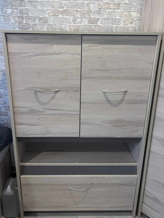 Praktyczna Szafka / Komoda