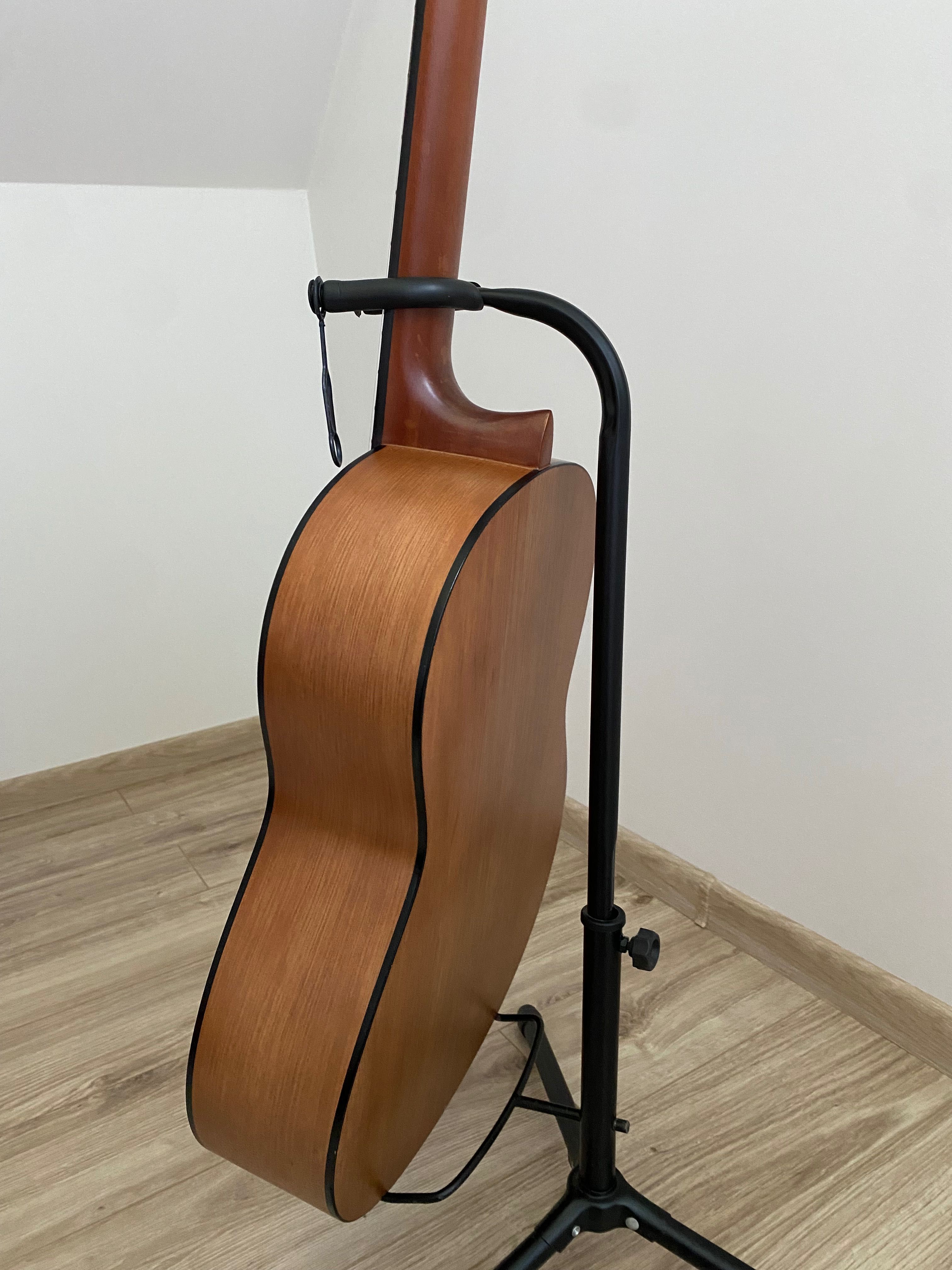 Gitara YAMAHA C30M