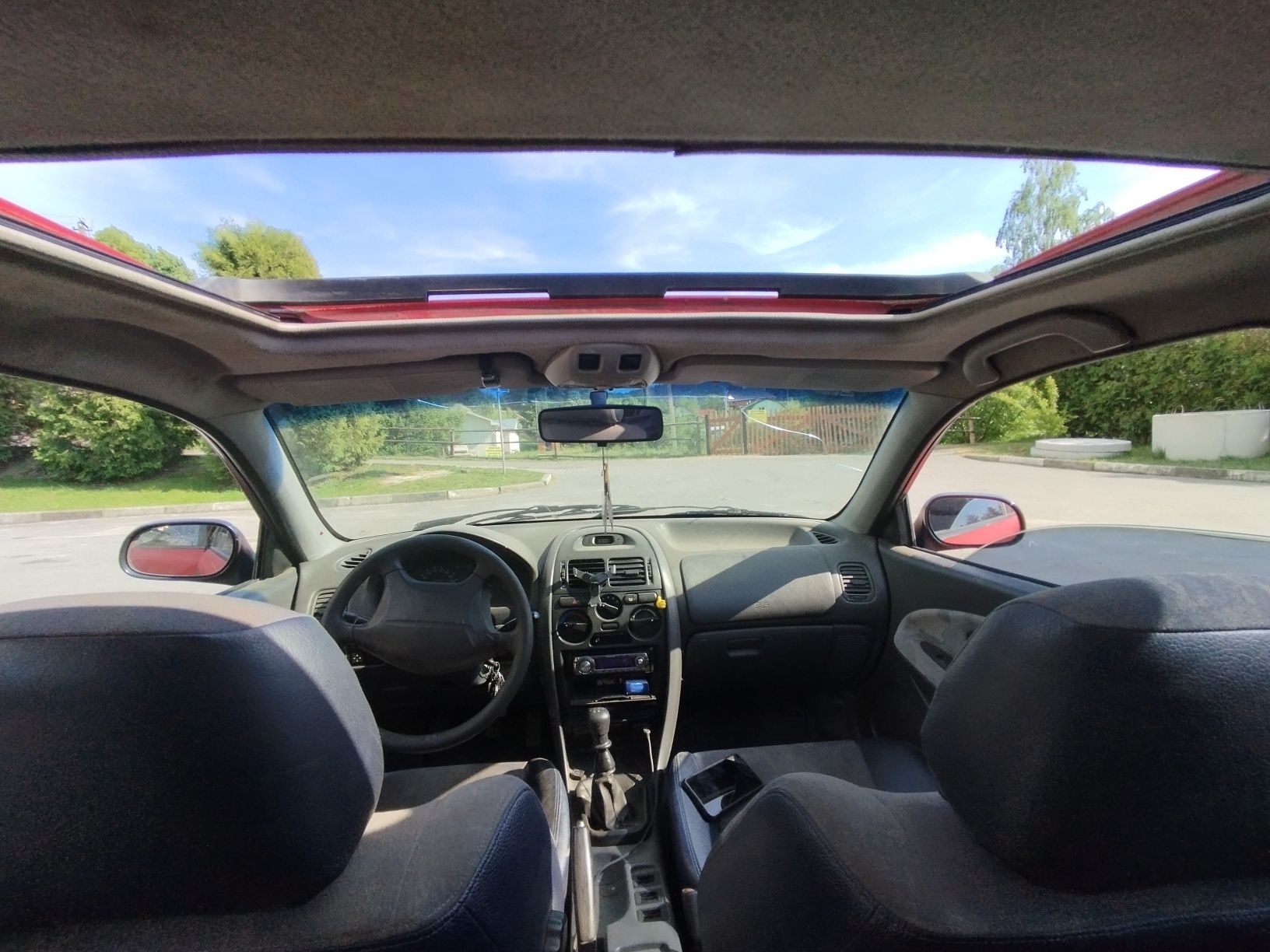 Продам Mitsubishi Carisma