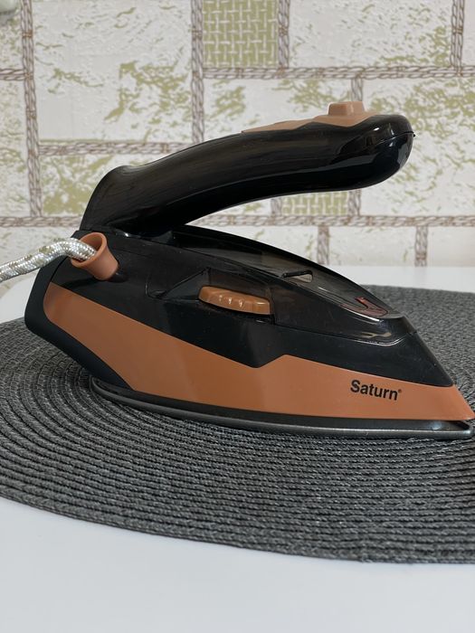 Дорожня праска Saturn ST-CC0201