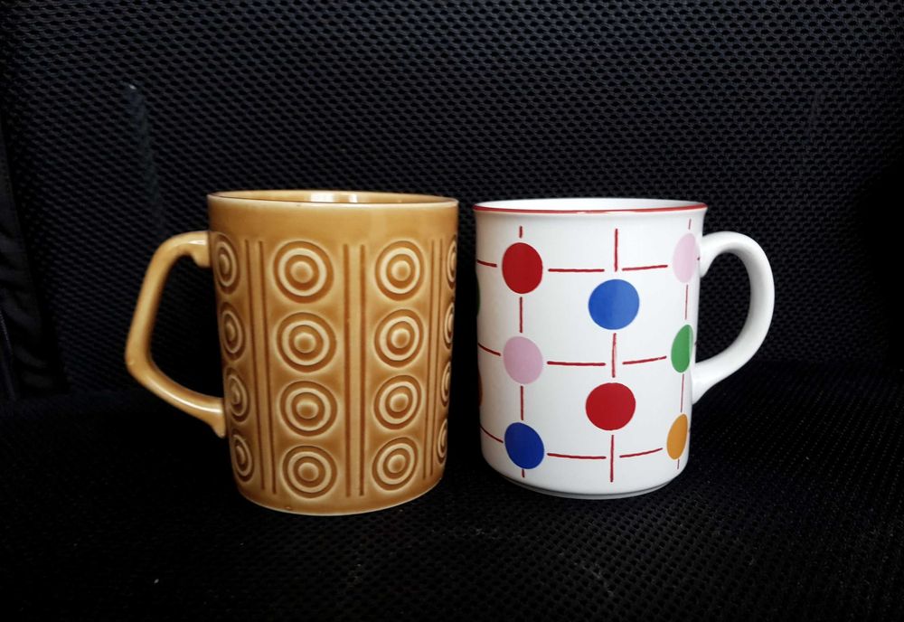 Porcelit Pruszków kubek grochy kółka