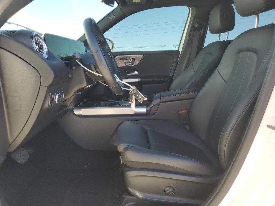 Mercedes-Benz GLB 250 2022