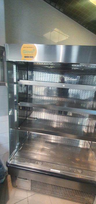 Холодильна вітрина н/ж в прекрасному стані