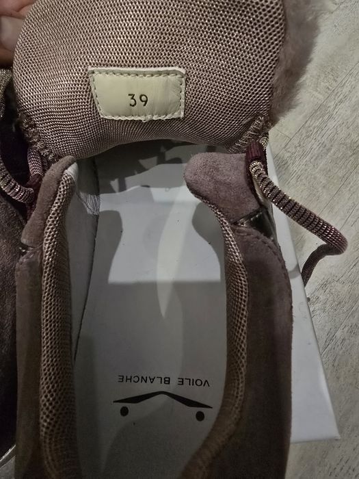 Кросівки  Voile Blanche 39 p.