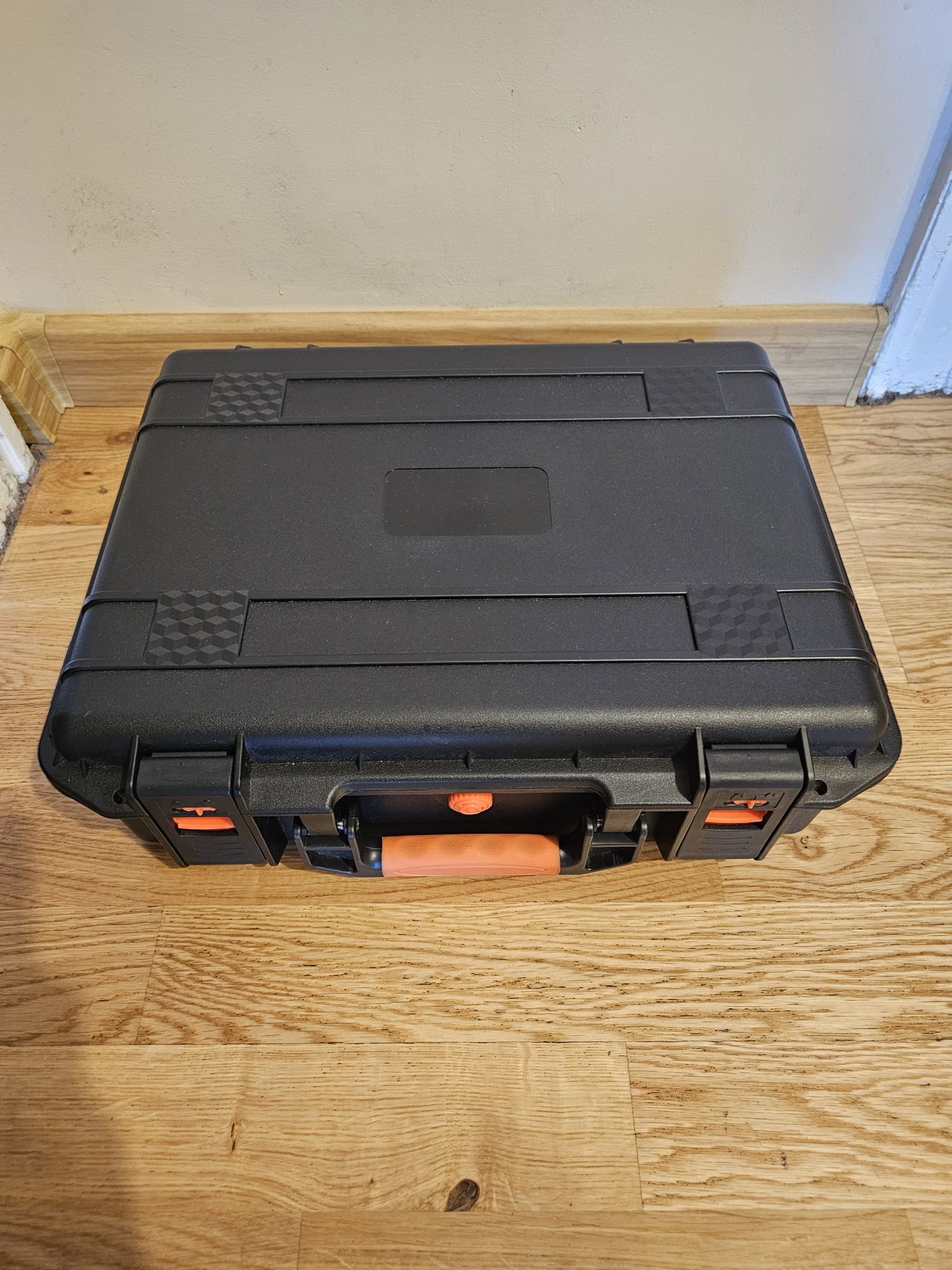 Twarda walizka do drona DJI Mavic 3