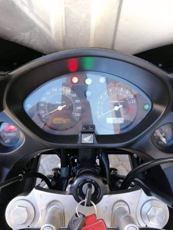 Honda CBF  600cc