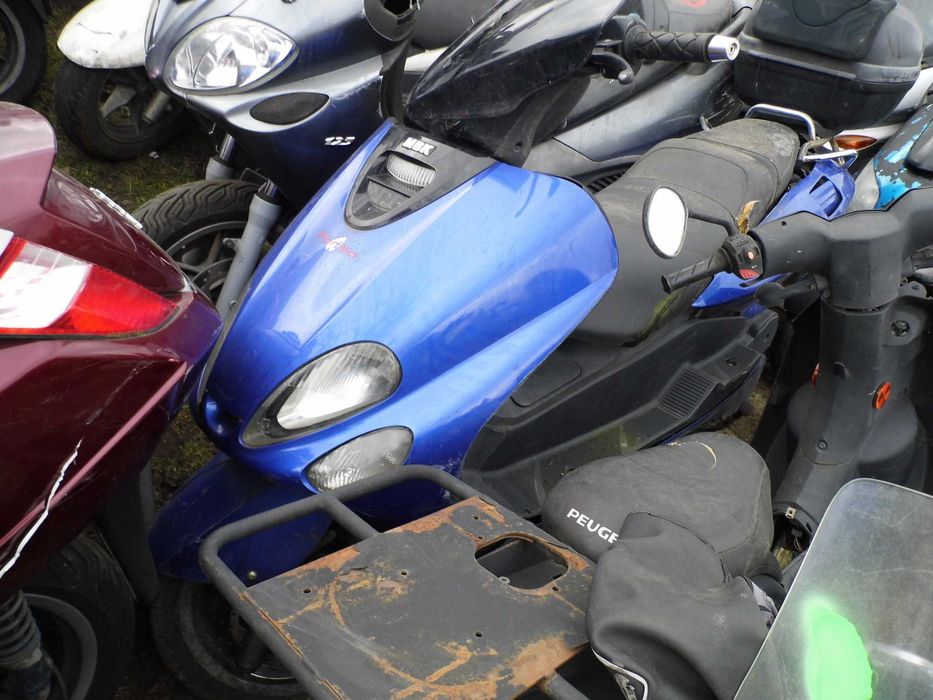 YAMAHA MAJESTY 125CCM 1999r silnik czesci gaźnik szyba licznik stelaż