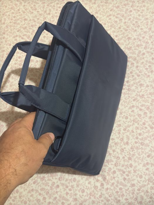 Mala computador Rivacase 8221.   13,3 azul