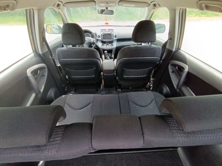 Toyotą Rav 4 2.2 D-CAT