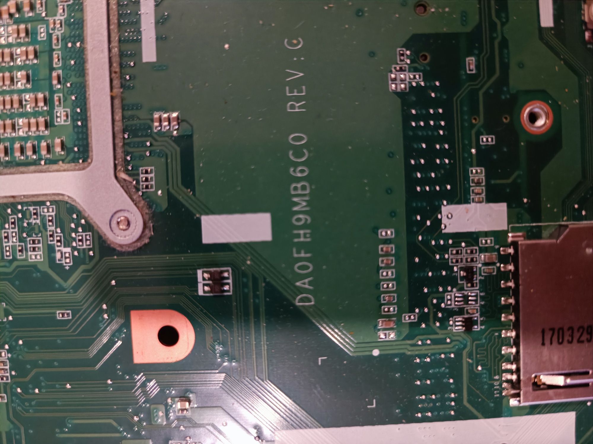 Uszkodzona płyta główna do Fujitsu Lifebook A555 i3-5005U