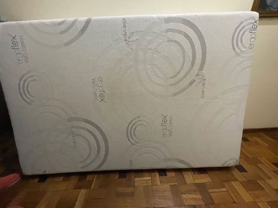 Colchão em bom estado